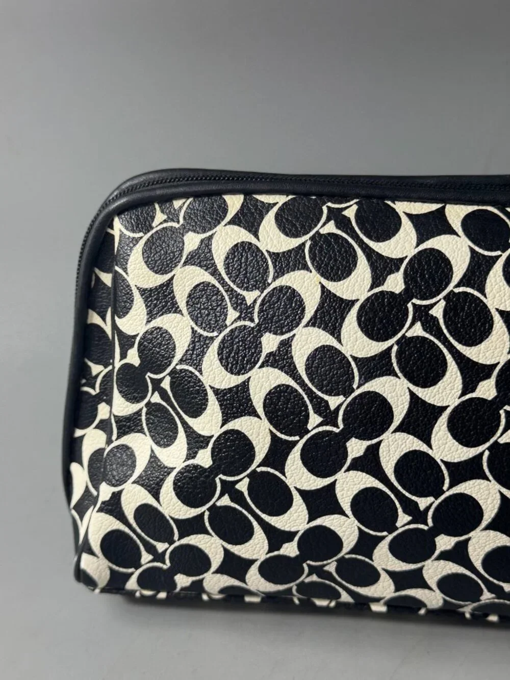 Authentic Coach Signature C PVC & Leather Small Clutch Bag Black & White